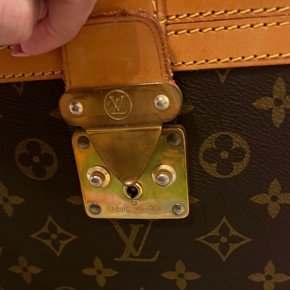 AUTHENTIC vintage Louis Vuitton Monogram Vanity Box with Gold Accents! 💛 - Picture 2 of 16
